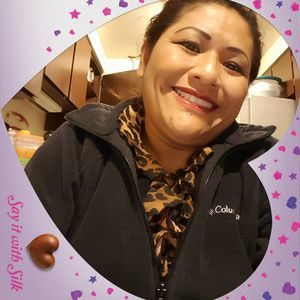 Meet your Posher, Enedina